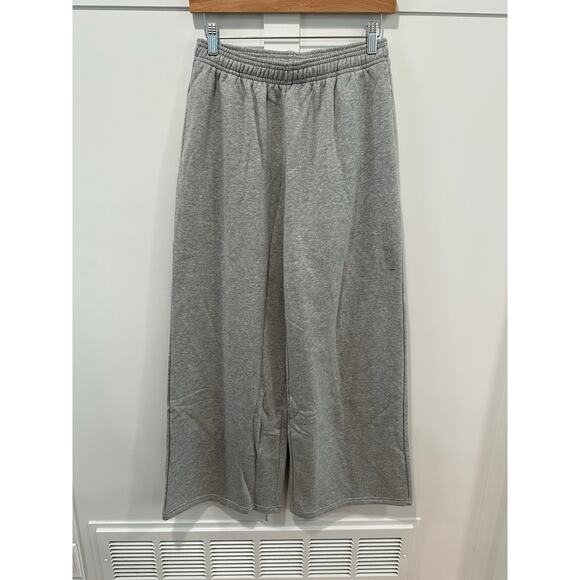 NWT Uniqlo Sweat Wide Pants Size S - Picture 1 of 5
